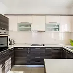 Apartman Eta