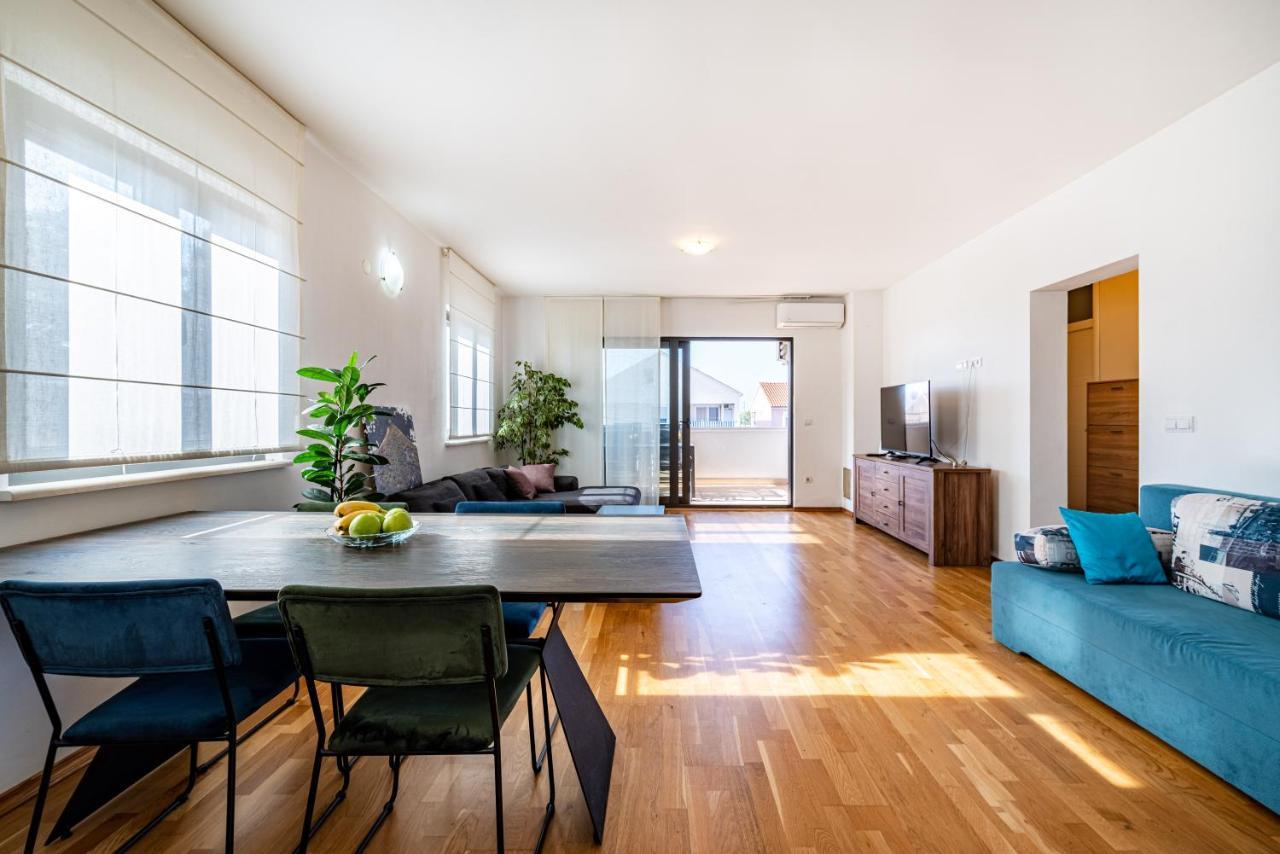 Apartman Eta Apartmán *